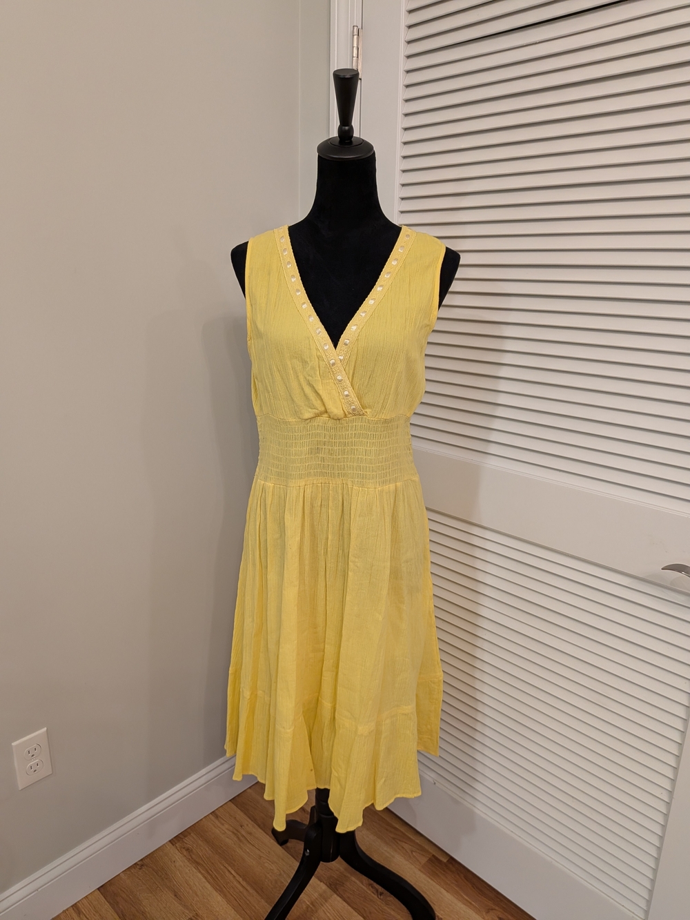 Pretty Pink Yellow V-Neck Smocked Waist Sundress 100% Cotton
